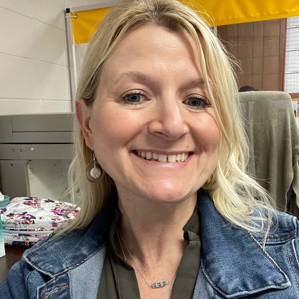 Meet your Posher, Kelly